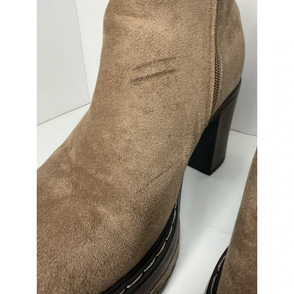 Altar'd State Sonata Platform Ankle Booties Block Heel Light Brown Taupe Sz 7.5